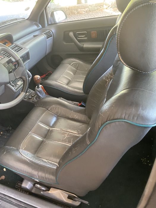 Renault clio bacara com AC e varios extras