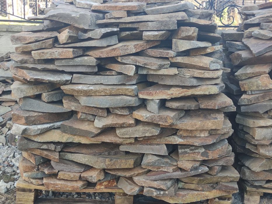 Камінь на садові доріжки