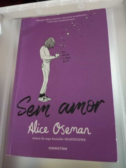 Livros Alice Oseman para venda ou TROCA PELA VERSÃO EM INGLÊS