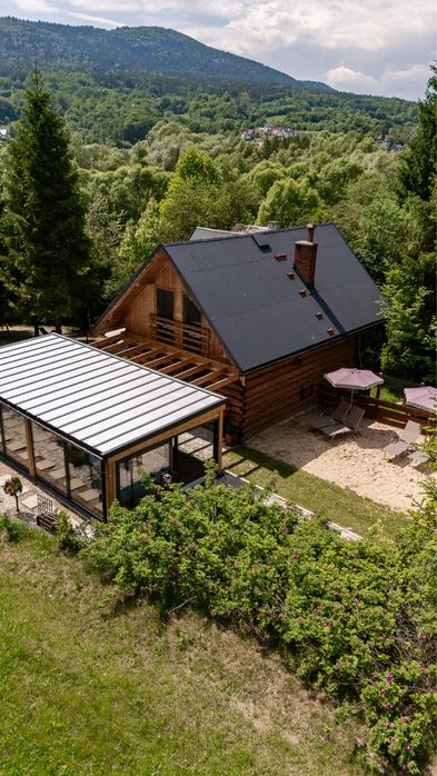 Samodzielny Dom z  bala widok na gory, podgrzewany, zadaszony,zabudowany caloroczny basen plaza, jacuzzi, 30a działka, las