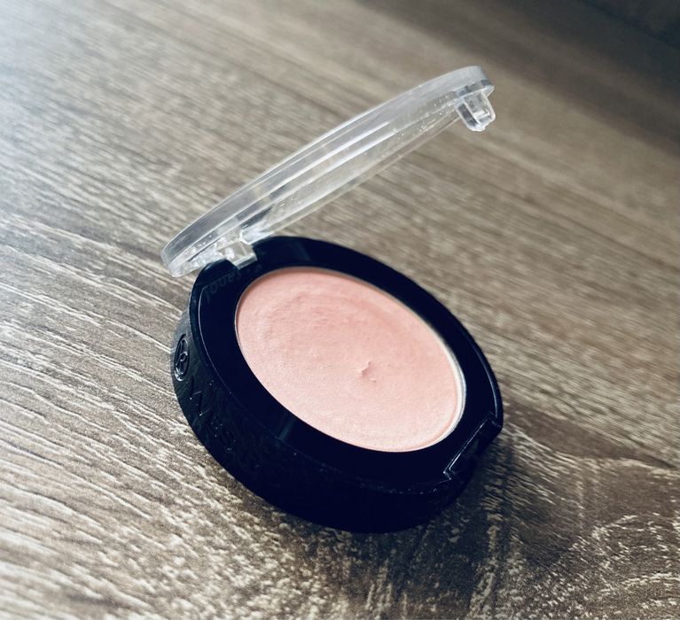 Yves Rocher компактні рум‘яна відтінок рожевий blush 02. rose camella