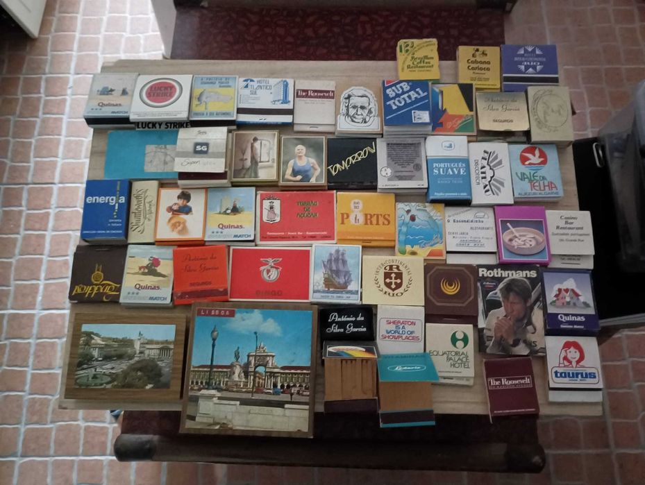 Coleção de Carteiras e Caixas de Fósforos