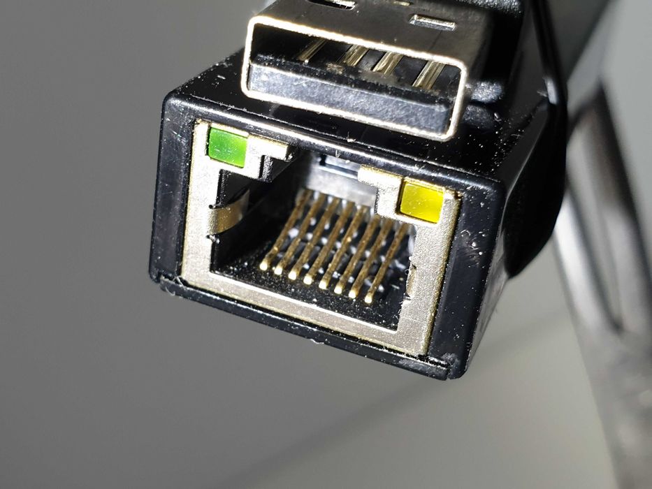 адаптер USB 2.0 to Ethernet 10/100 Мбіт/с  Amazonbasics