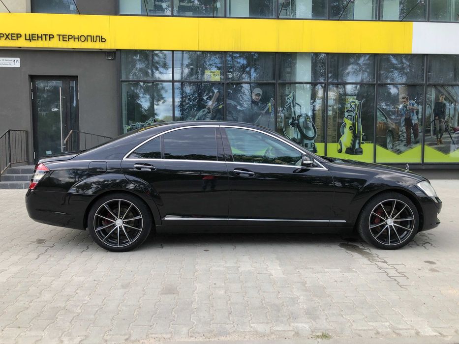 Mercedes-Benz W221 S-клас