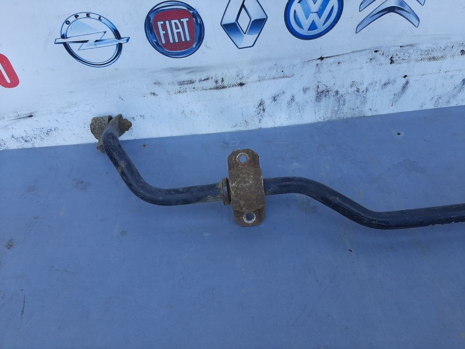 Задний стабилизатор Volkswagen Golf5  TOURAN B6 B7 Skoda a5 1k0511305