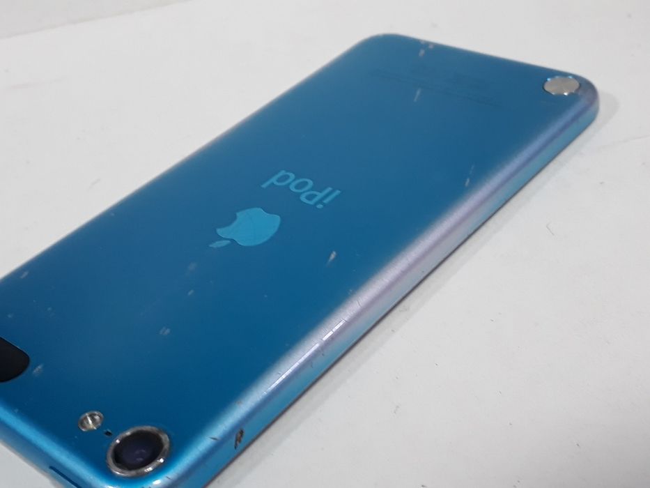 Apple iPod A1421  (64gb)