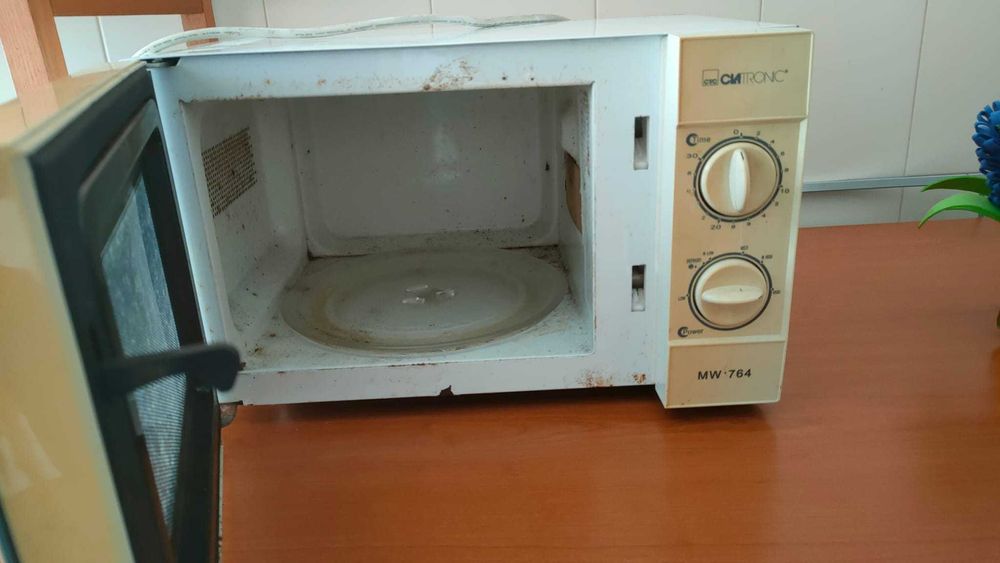 CHAPA 5 | Lote Mico-ondas e Pratos