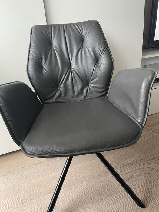 Fotel, krzeslo obrotowe, kolor ciemnoszary