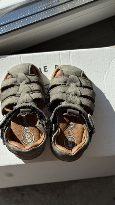 Детские босоножки