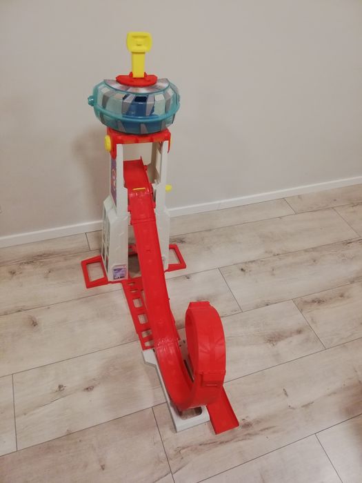 Psi Patrol Baza obserwacyjna z pętlą Super Loop 106cm