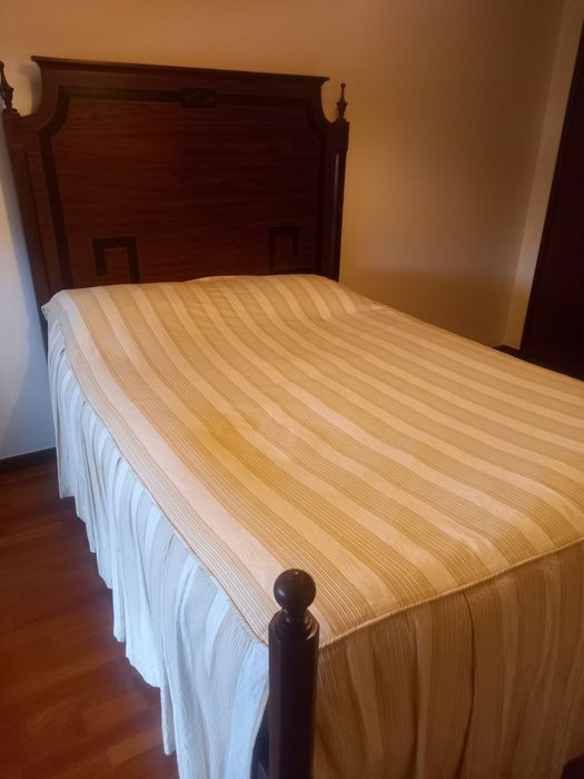 Cama D. Maria & colchão