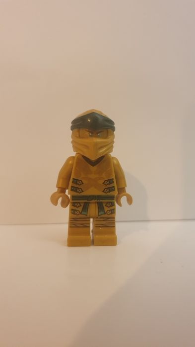 Lego Ninjago Złoty Lloyd