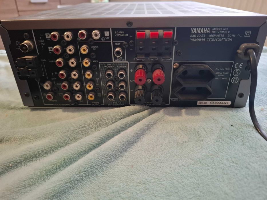 Aplituner YAMAHA model RX-V10MKII