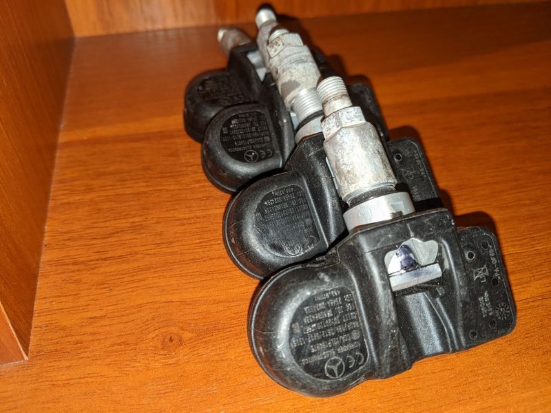 ДАТЧИК давления тиску в шине MERCEDES Європа і АМЕРИКА всі моделі