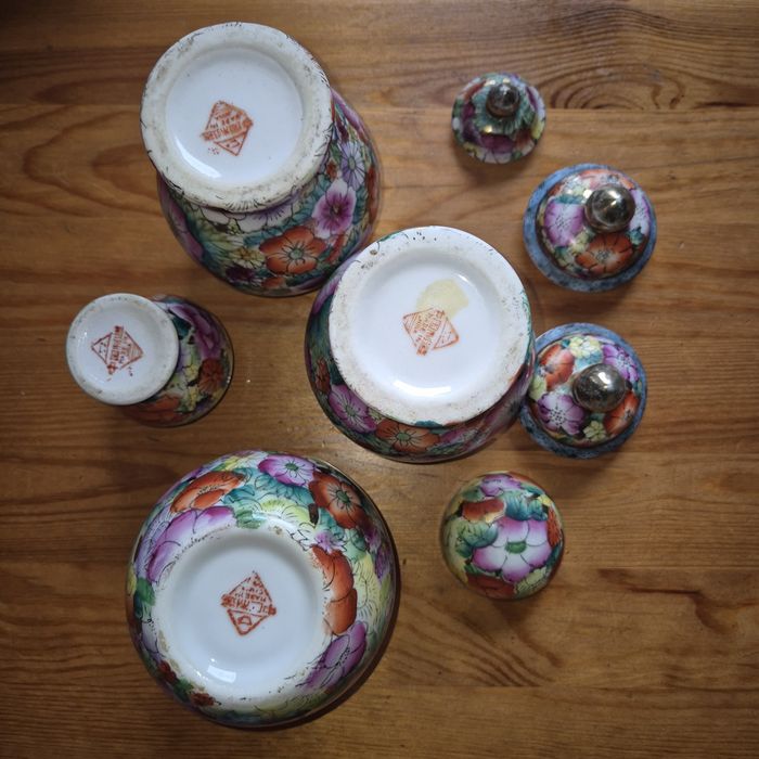 Zestaw chińskiej porcelany