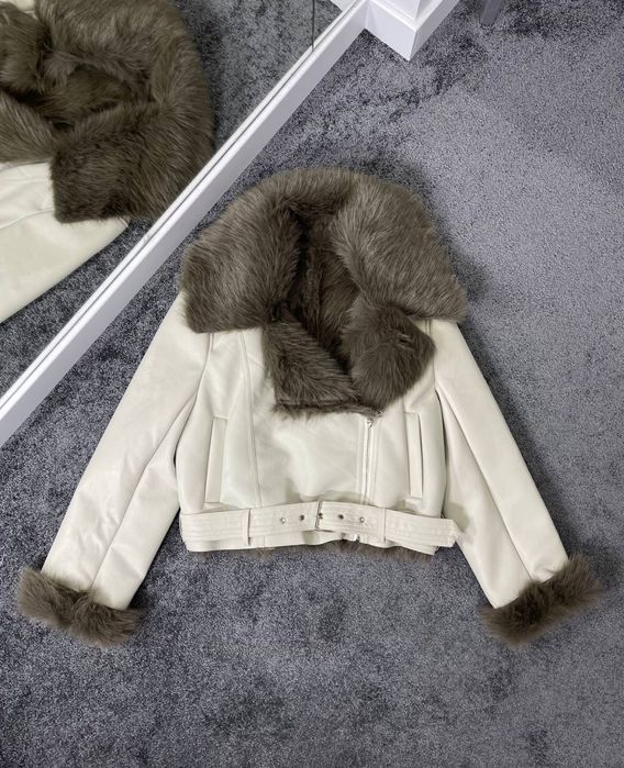 Дублянка з еко шкіри. Розмір M.