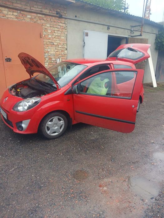 Renault twingo 1.2 бензин