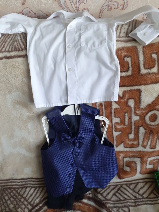 Святковий костюм