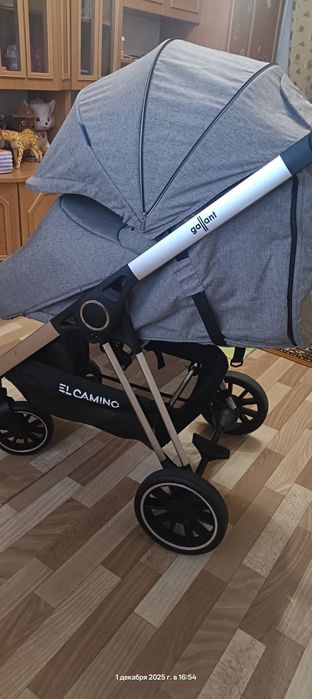 Продам дитячу прогулянкову коляску.