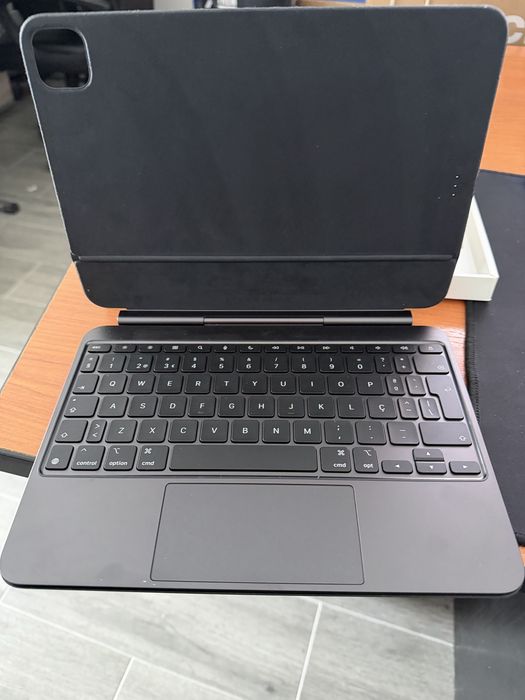 Apple Magic Keyboard - Novo