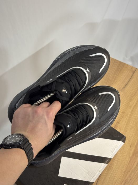 Кросівки Adidas Hyper Boost