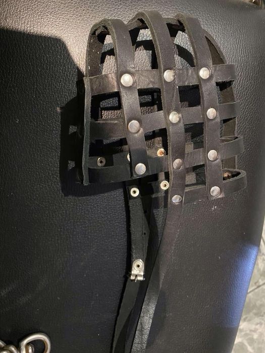 Новый Намордник кожаный на большую собаку