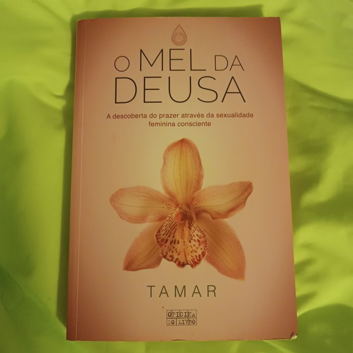 Livro "O Mel da Deusa" de Tamar