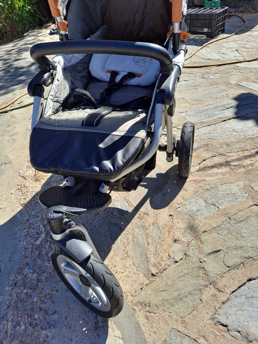 Carrinho de Bebé JANÉ SLALOM PRO com Ovo e Alcofa