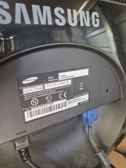 Monitor 20 cali Samsung