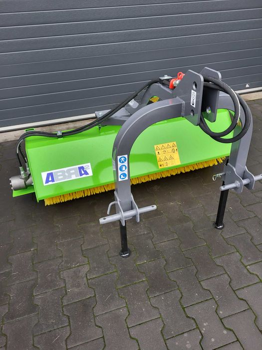 MINI zamiatarka HYDRAULICZNA NA TUZ KAT. 1 i 2 obracana ~ 360 st.