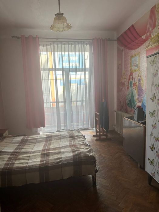 Продам 2к "Сталінку", вул. Соборна