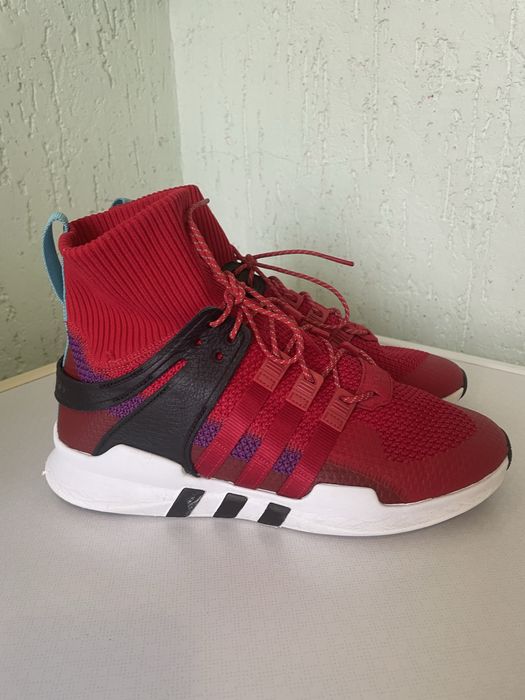 Продам високі кросівки Adidas
