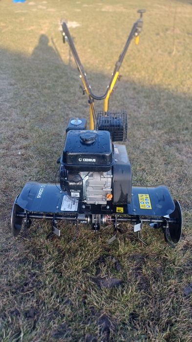 Glebogryzarka spalinowa