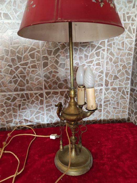 Candeeiros electrificado.