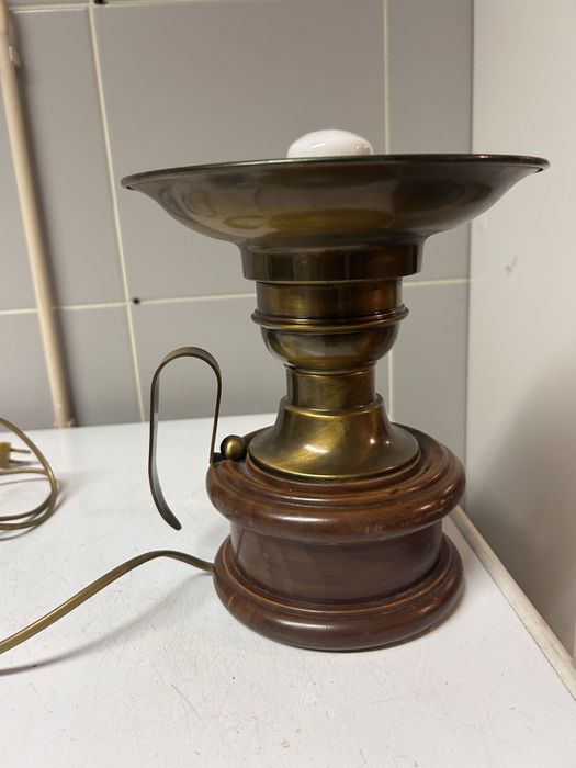 Candeeiro vintage dourado “velho”