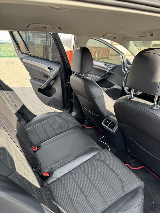 VOLKSWAGEN GOLF 7 2.0 дизель пригнаний з Німечини