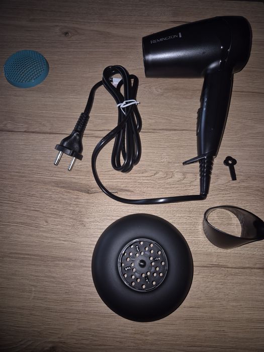 Suszarka REMINGTON  D1500 2000 W