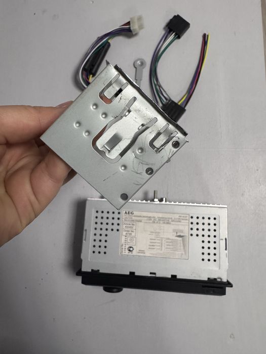 Автомобільна магнітола AEG AR 4027
