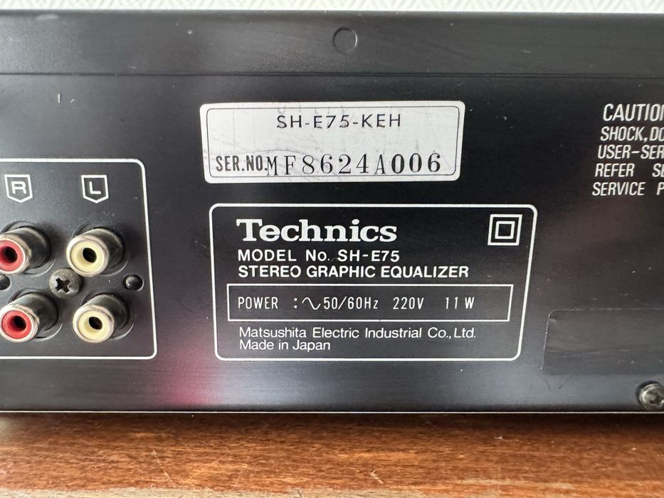 Equalizer Technics SH-E75