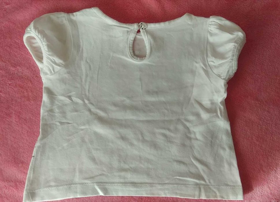T-shirt Minie Mouse 3/6 meses
4 euros