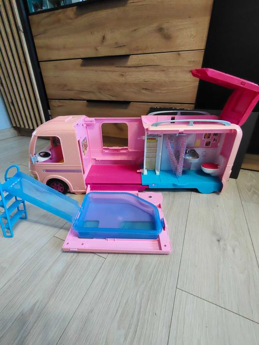 Barbie kamper kuchnia domek szafa i akcesoria