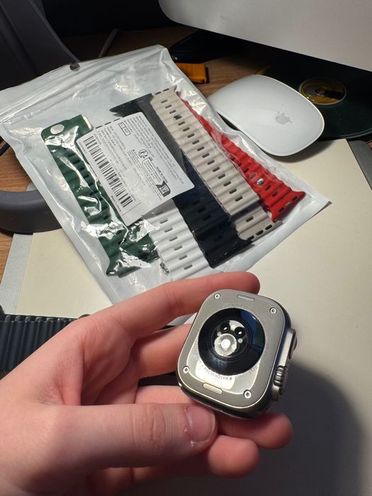 Apple Watch Ultra 49mm Titanium Cellular