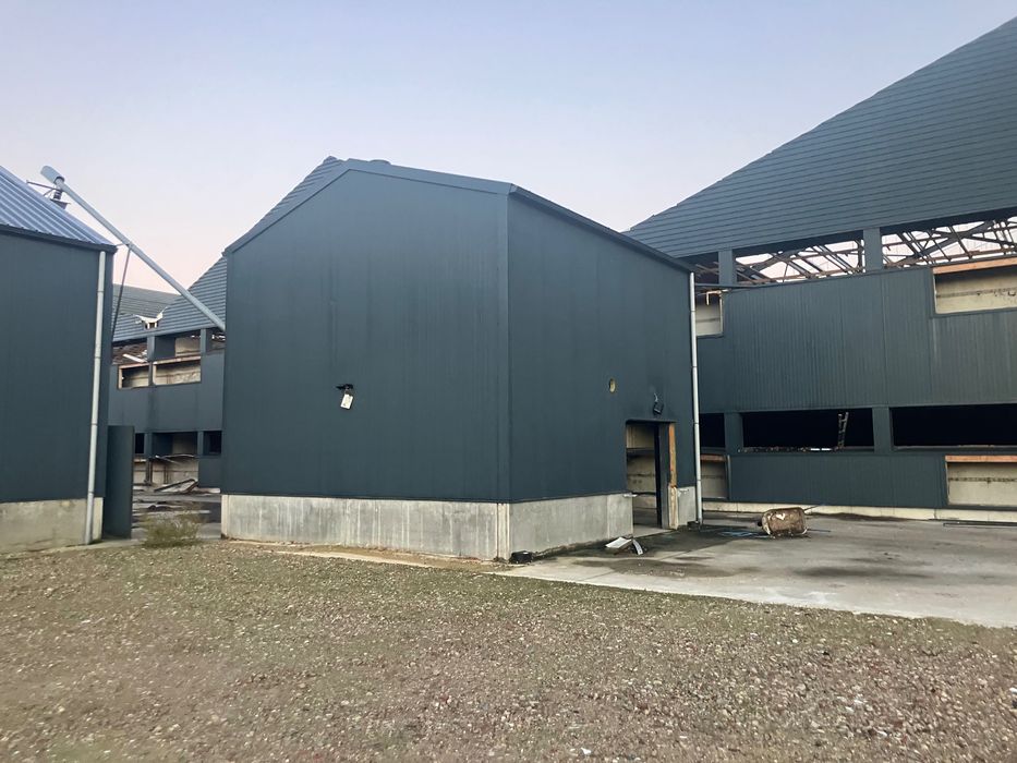 Hala wiata garaż konstrukcja stalowa magazyn ocieplany 7,5x8x6m