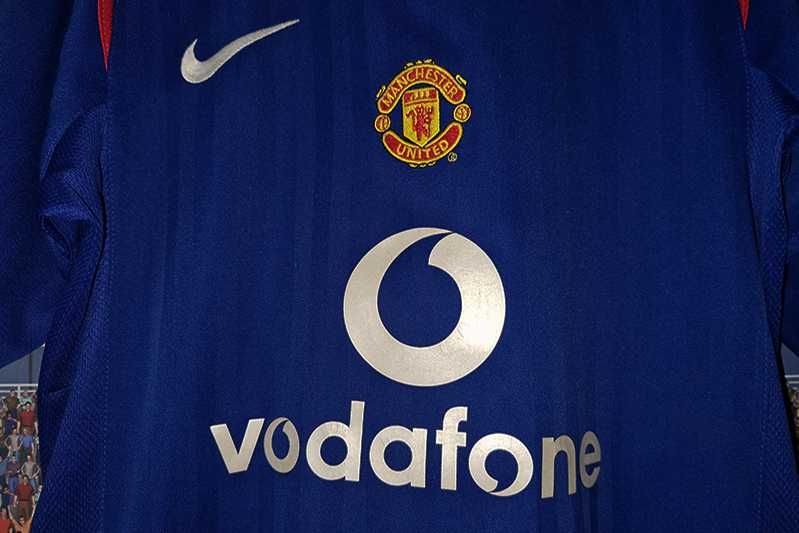 Manchester United 2005-06 Nike Total90  away #8 Rooney size: M 140-152