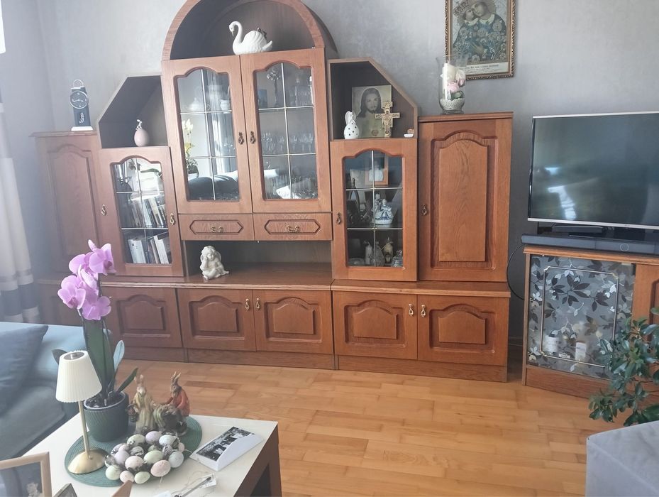 Meblościanka drewniana
