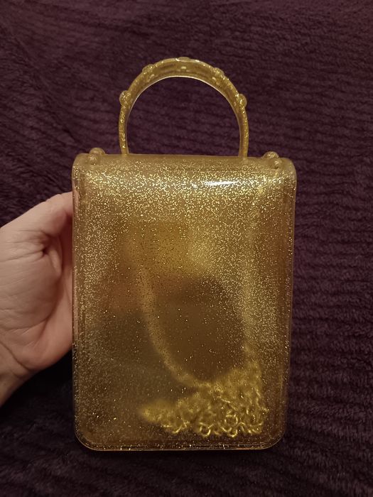 Mala pequena tiracolo