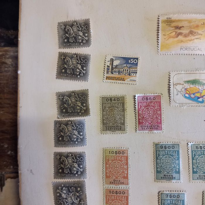 Selos antigos variados