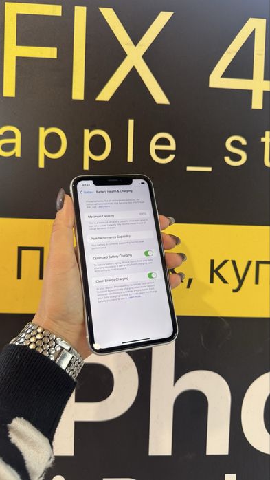 Телефон Айфон Apple IPhone XR 64gb 100%