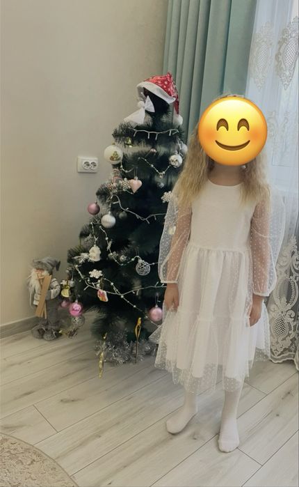 Продам плаття на дівчинку