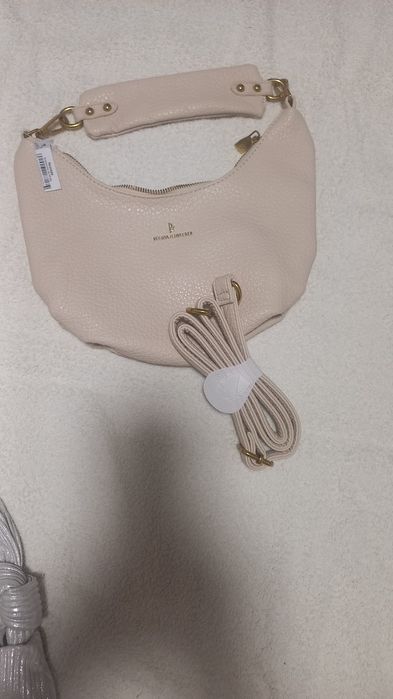 Duas bolsas senhora (beje e prateada)